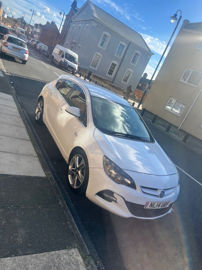 2014 Vauxhall Astra limited edition *swap or px*
