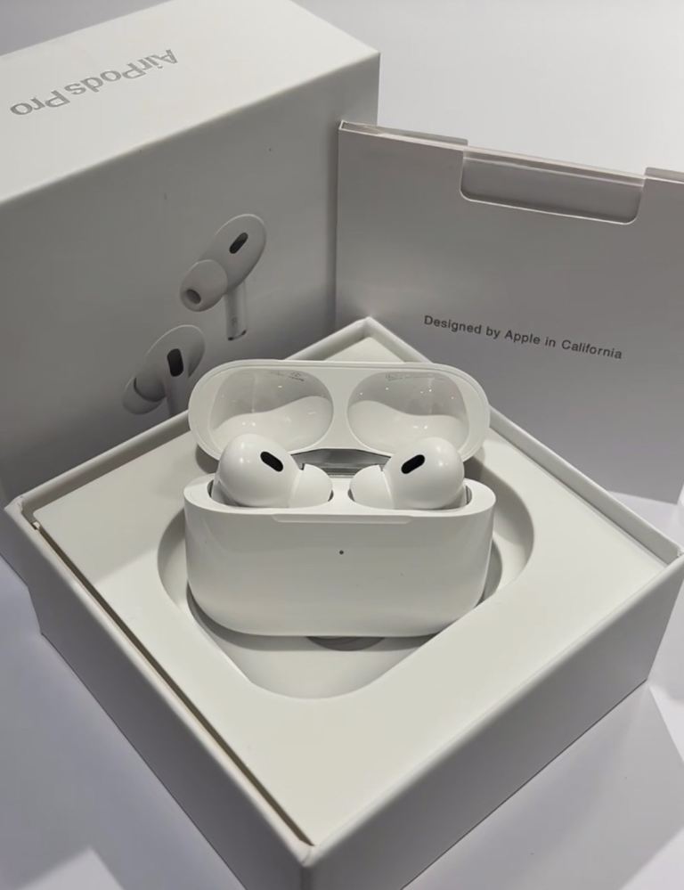 Apple AirPods Pro (2nd Gen) – As Good As New