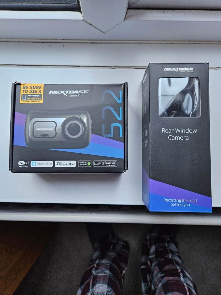 Nextbase 522gw front and rear dashcam 