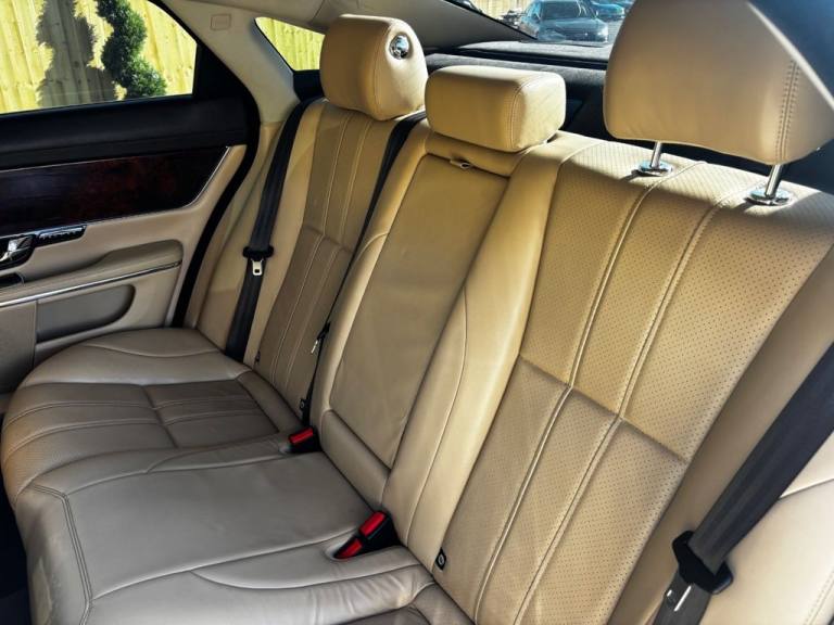 2012 Jaguar XJ XJ 380 V8 Portfolio Auto Euro 5 4dr  Saloon Petrol Automatic