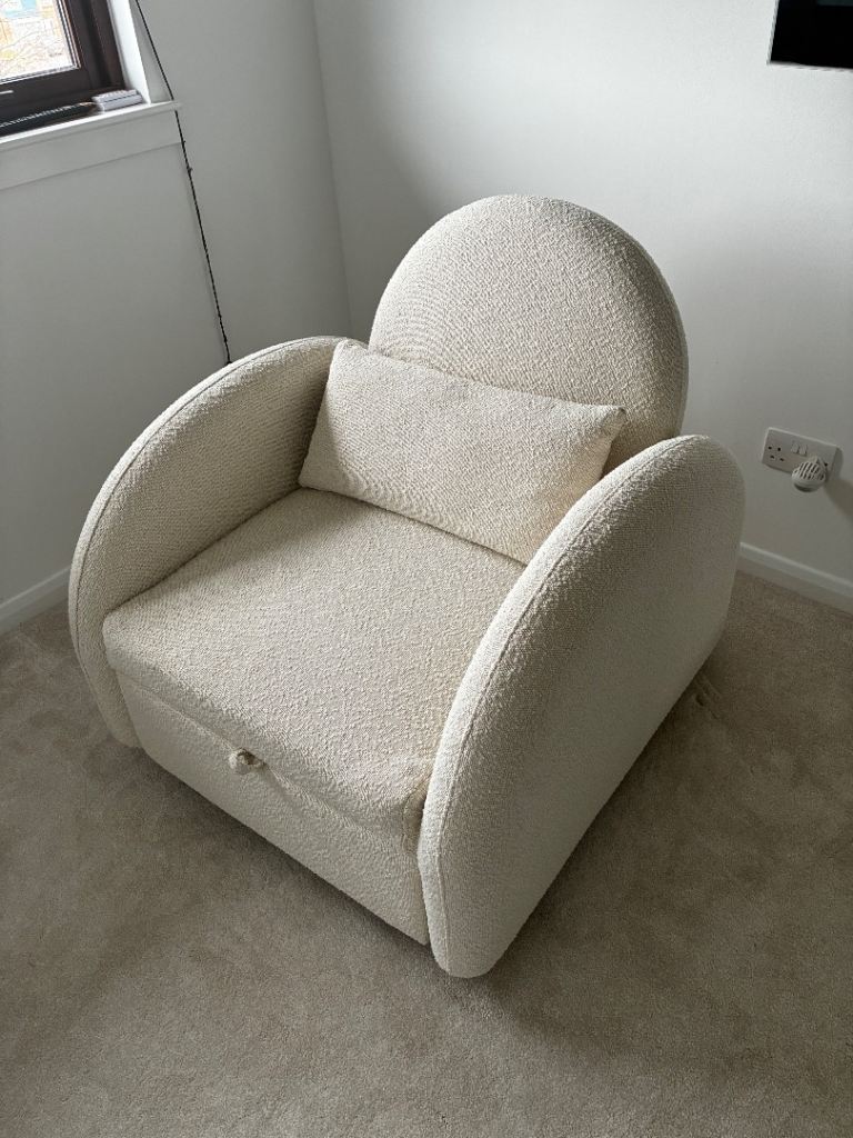 Pull-Out Single Chair Bed In Beige Boucle