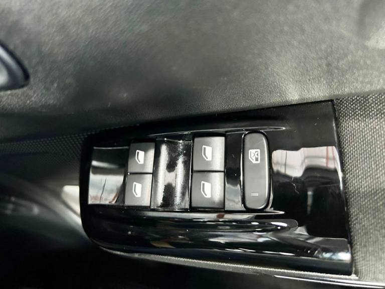 2022 Citroen C3 1.2 PureTech C-Series Hatchback 5dr Petrol Manual Euro 6 (s/s) (83 ps) 1 OW Hatch...