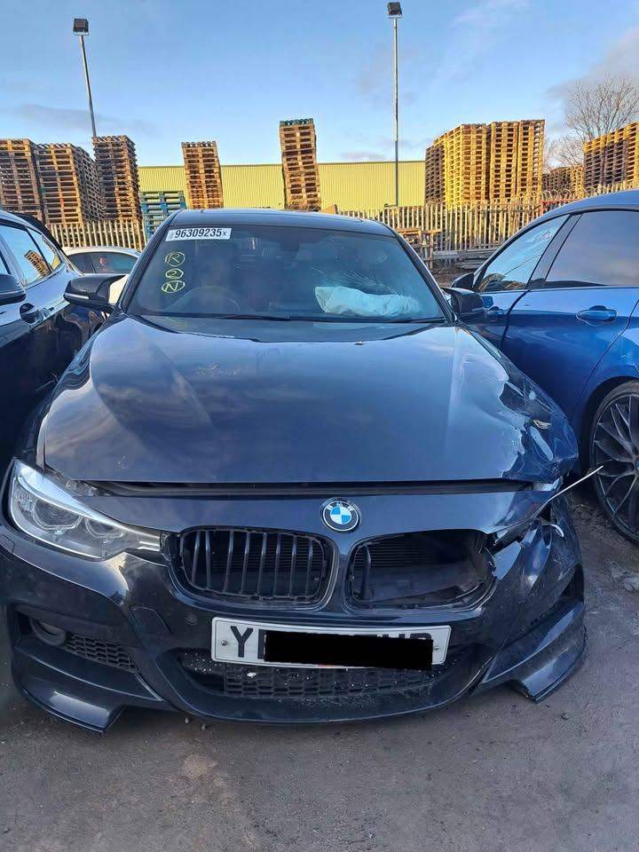 BMW 335D XDRIVE MSPORT PRE LCI F30 BREAKING PARTS DOOR MIRROR INTERIOR HEAD UNIT BOOT LID BUMPER