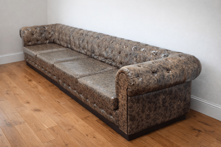 Commercial XL Chesterfield Sofa – Heavy Duty Build – £500 🚚 Free Delivery
