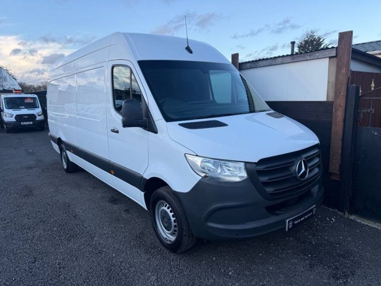 2022 Mercedes-Benz Sprinter 3.5t H2 Progressive Van PANEL VAN DIESEL Manual