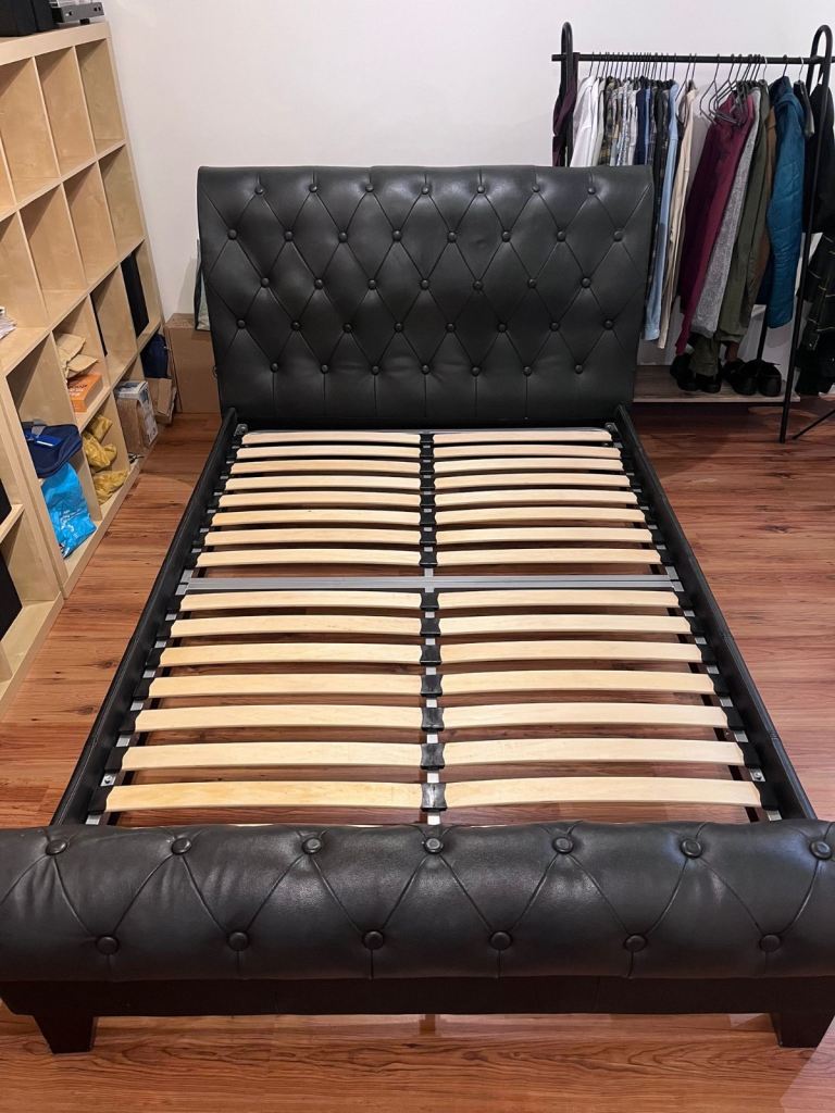 Double bed frame 