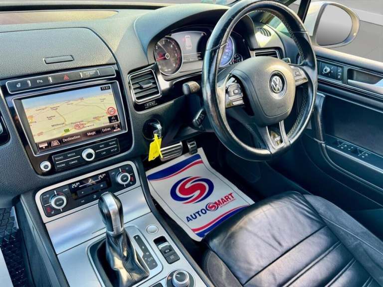 2015 Volkswagen Touareg 3.0 V6 TDI BlueMotion Tech 262 R-Line 5dr Tip Auto ESTATE DIESEL Automatic