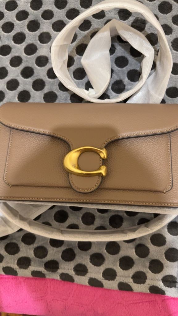 Brand New Coach Tabby Shoulder Bag 26 – Beige Leather