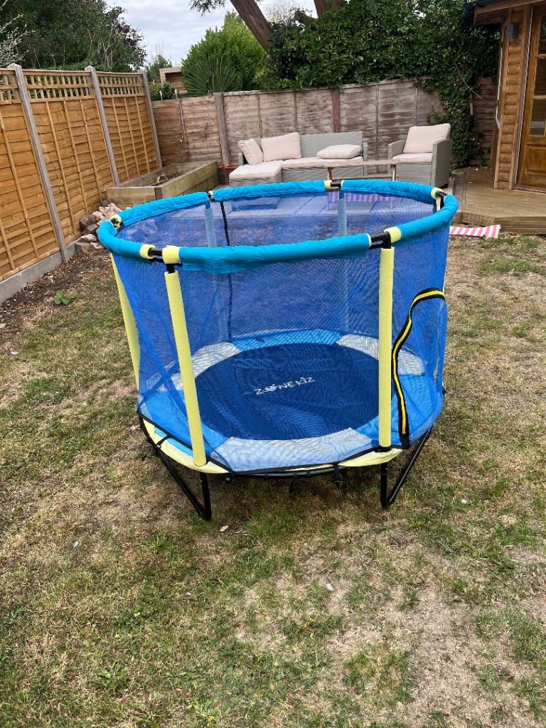 Child’s trampoline free to collect