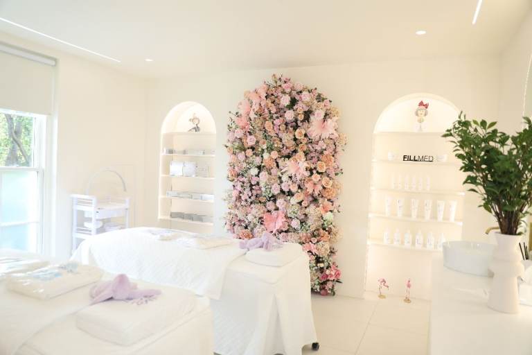 Treatment Room To Rent！ Ideal for Beauty Profrssionals