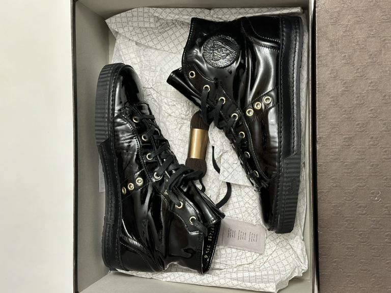 GUCCI PATENT LEATHER HI TOP SIZE 6.5 - NEW