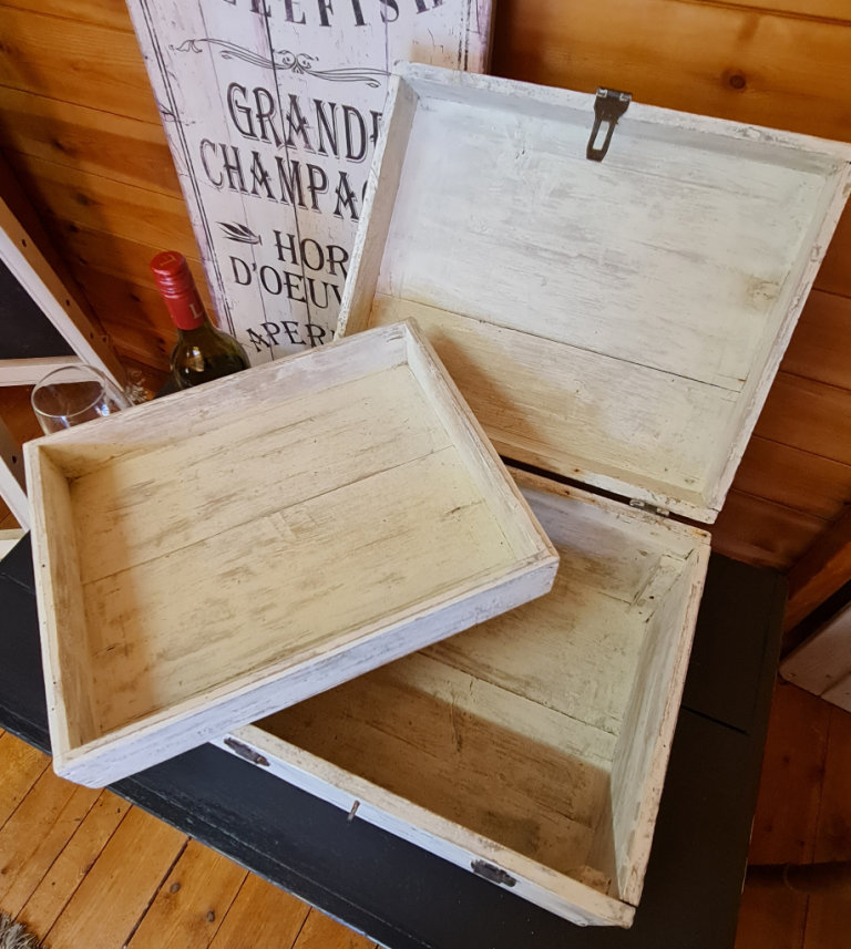 Old white washed Upcyled dovetailed box