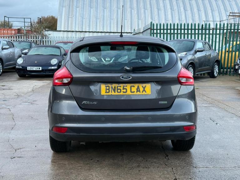 2015 Ford Focus 1.0T EcoBoost Titanium Euro 6 (s/s) 5dr HATCHBACK Petrol Manual