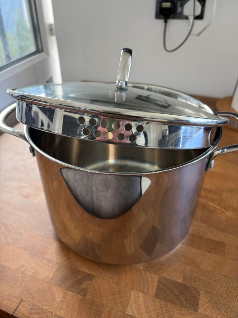 Thomas Rosenthal Large 7L Stock Pot