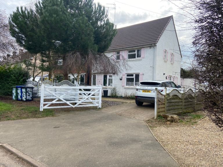 4 bedroom house exchange to beach Skegness 