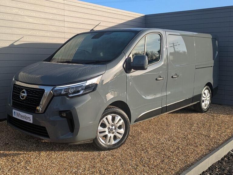  Nissan Primastar dCi 30 Tekna Panel Van Diesel Manual