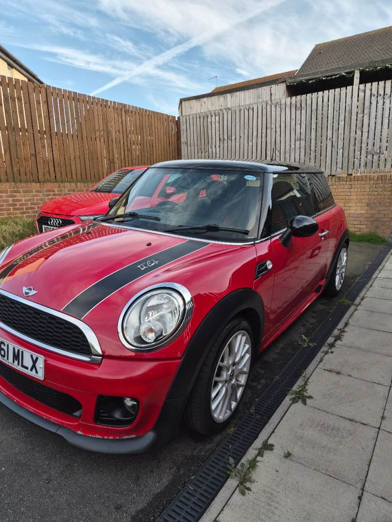 Mini Cooper One (JCW Trim), Hatchback, 2011, Manual, 1598 (cc), 3 doors