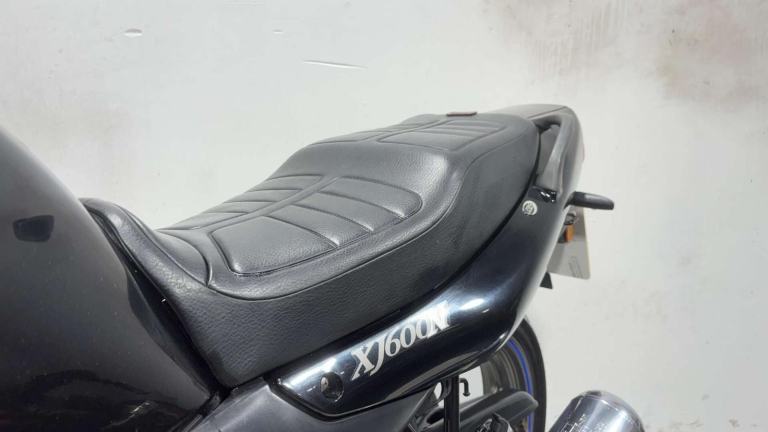 Yamaha XJ6 XJ600 1997 23K RUNNING PROJECT BIKE SPARES OR REPAIR 600CC