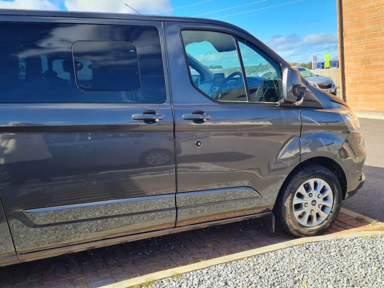 Amazing Ford custom van, got to see it 