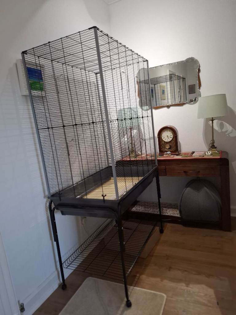 Brand new birdcage