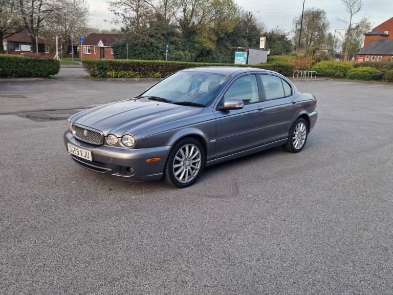 JAGUAR X-TYPE 