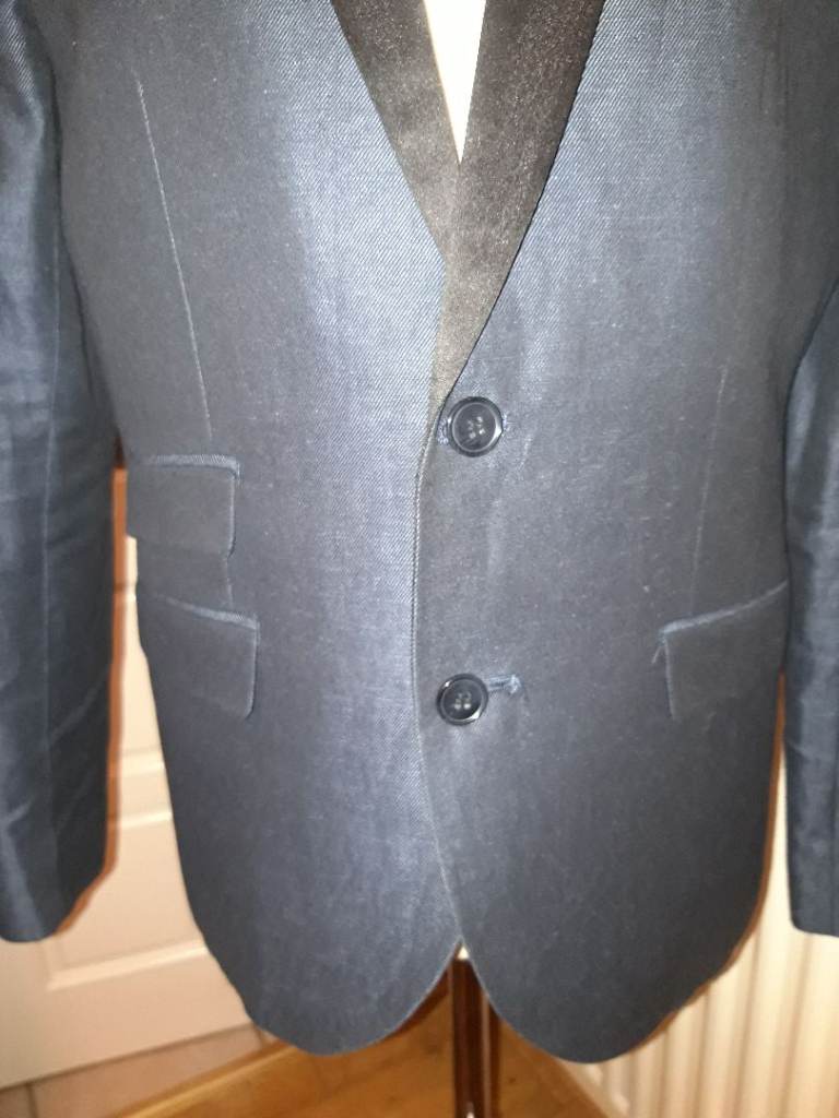 Peter Werth black pin stripe jkt