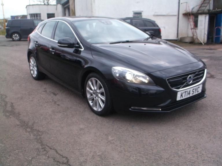 2014 Volvo V40 D2 SE Lux 5dr HATCHBACK Diesel Manual