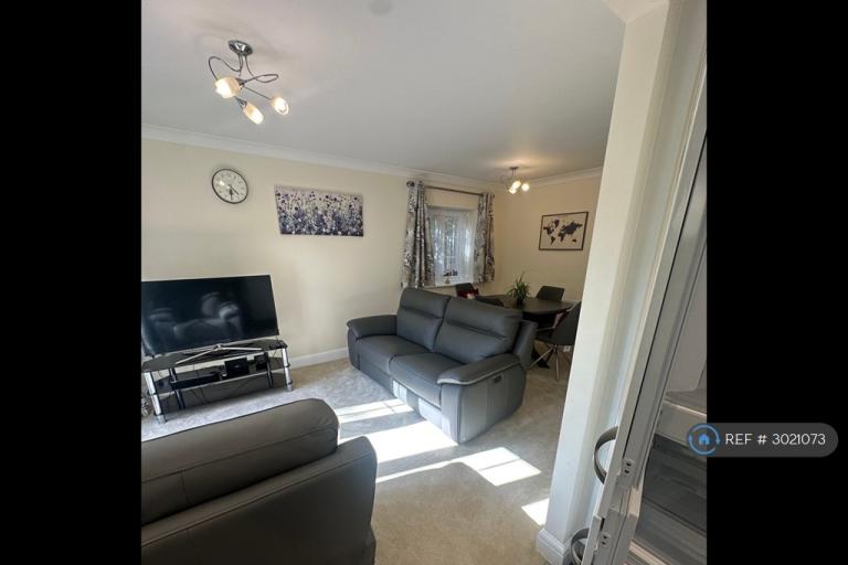2 bedroom flat in Reliance Way, Oxford, OX4 (2 bed) (#3021073)