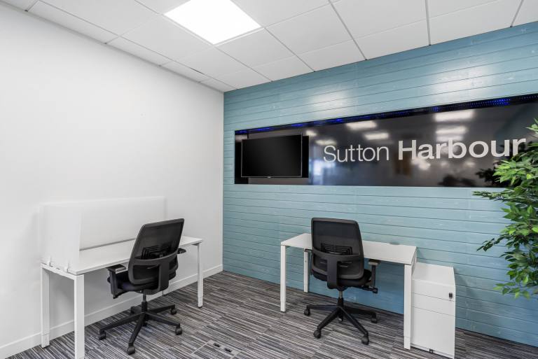 Plymouth - PL4 0HP \ Flexible Office Membership with Private Office Access