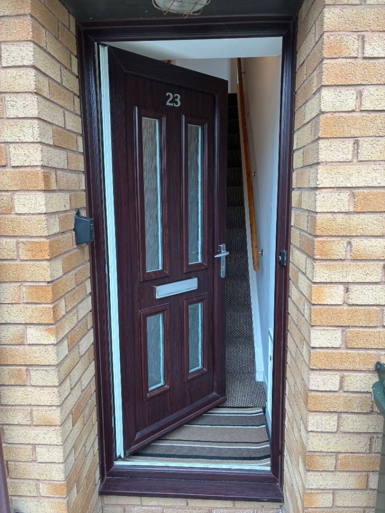 Unfurnished One bed upper flat EH15 3SB 