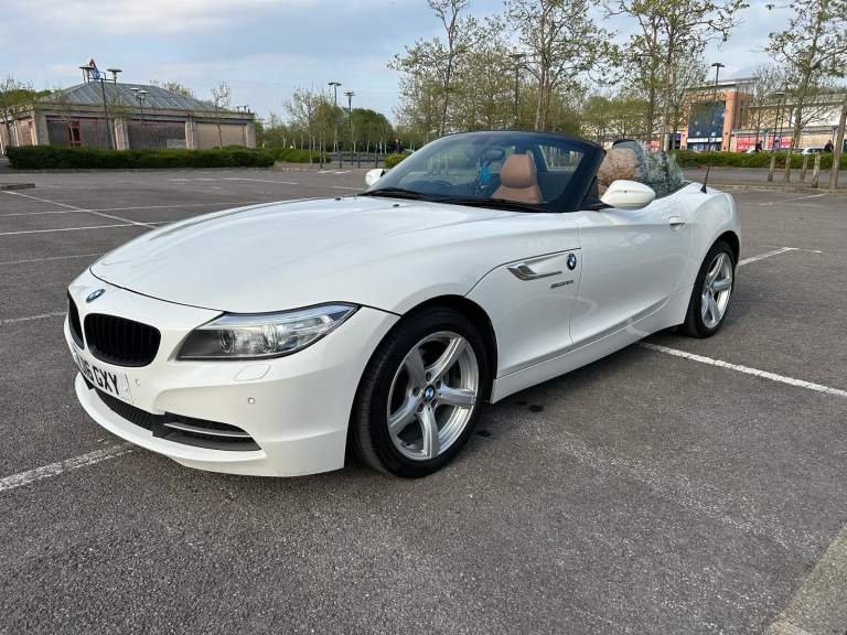 BMW, Z4, Convertible, 2016, Semi-Auto, 1997 (cc), 2 doors