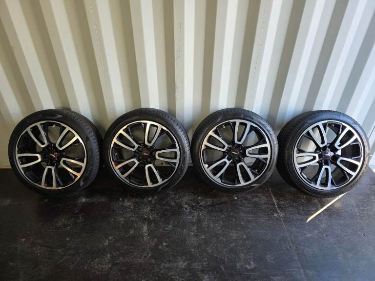2023 Mini COUNTRYMAN  F60 JCW  19" Alloy Wheels C/W Tyres (Genuine Mini)