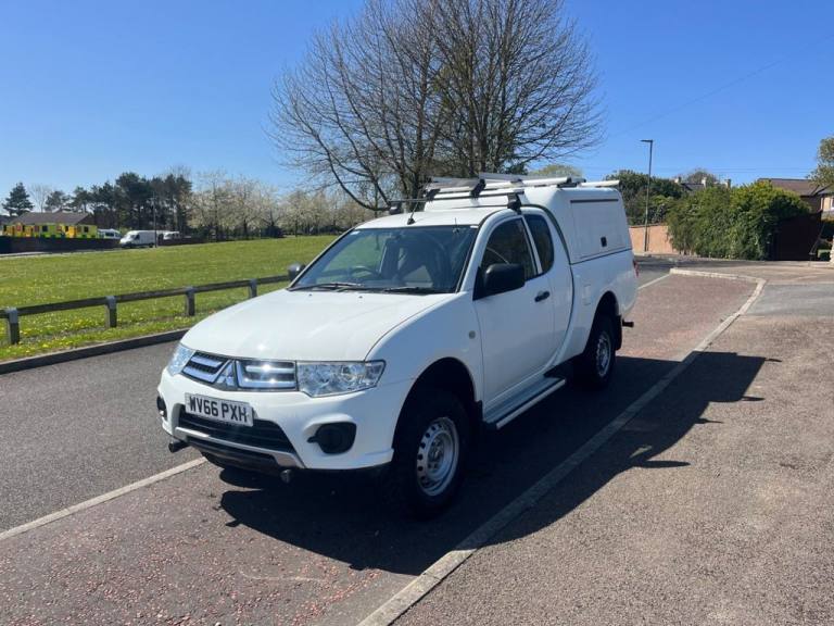 2016 66 MITSUBISHI L200 2.5 DI-D 4LIFE CLUB PICKUP EXTENDED CAB 2DR DIESEL MANUA