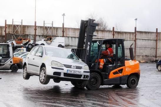 Scrap cars and vans bought for cash 