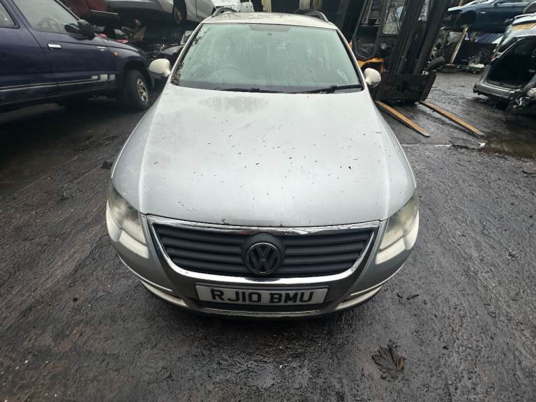 ♻️VW PASSAT 2010 2.0 DIESEL BREAKING FOR PARTS♻️