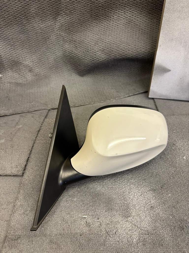 BMW 1 Series E81 E82 E87 Left Wing Mirror Electric White