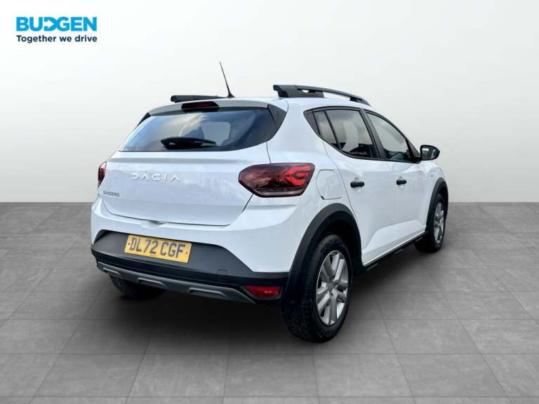 2023 Dacia Sandero Stepway 1.0 TCe Essential Euro 6 (s/s) 5dr HATCHBACK Petrol Manual