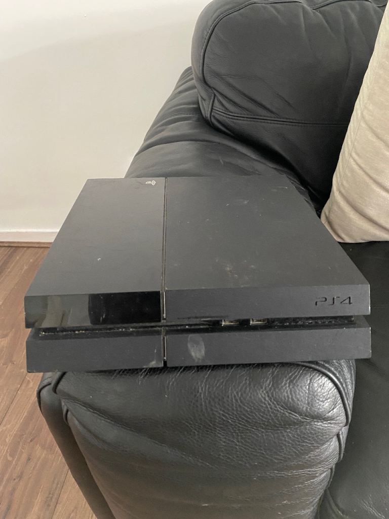 PS4 Console (Black)500GB