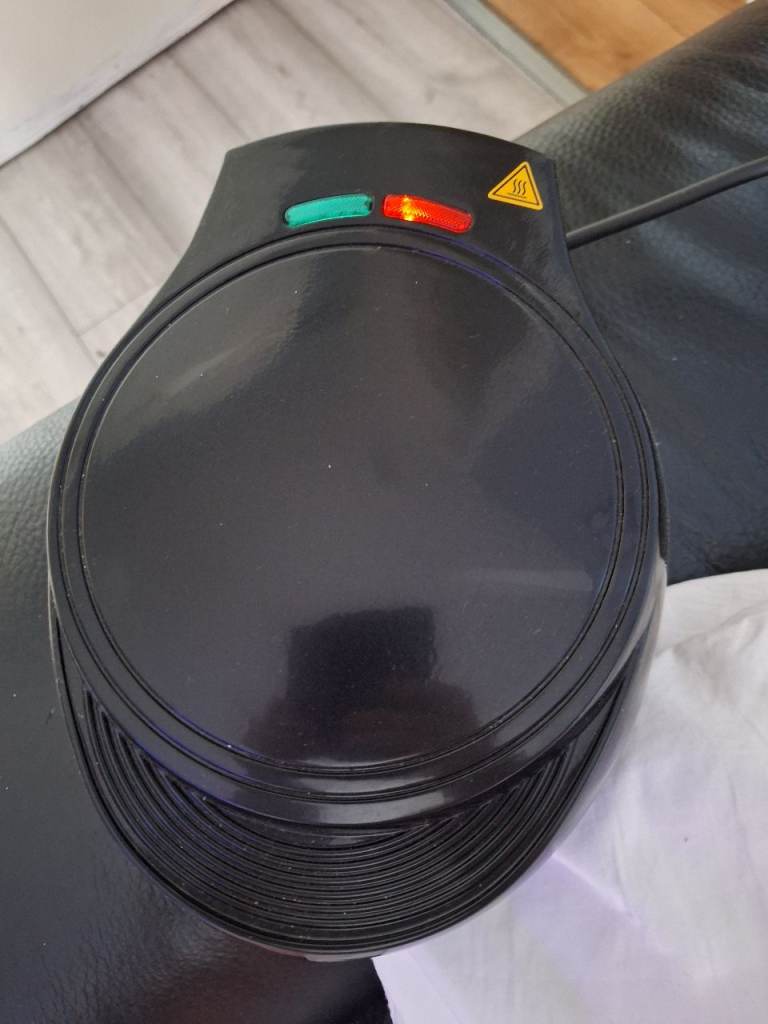 Electric omelette maker brand new unused 