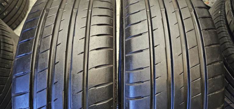 225 45 18   2 x tyres Sunny Sport Macro NA305