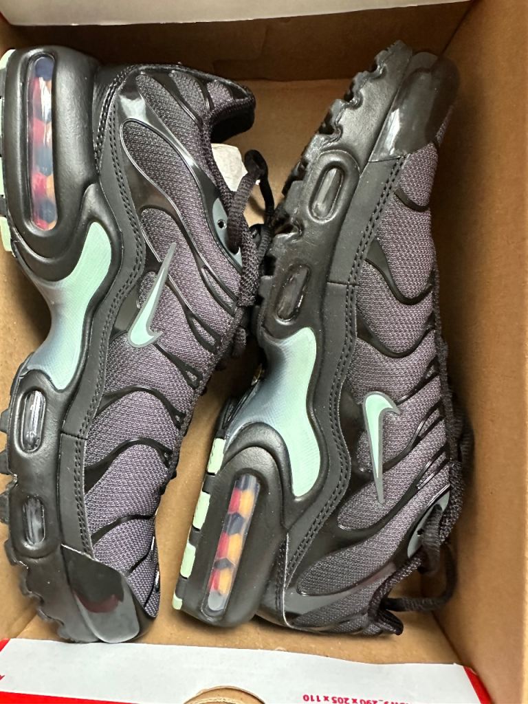 Nike Air Max Plus Black Mint Green-BRAND NEW IN BOX (RRP £110) 