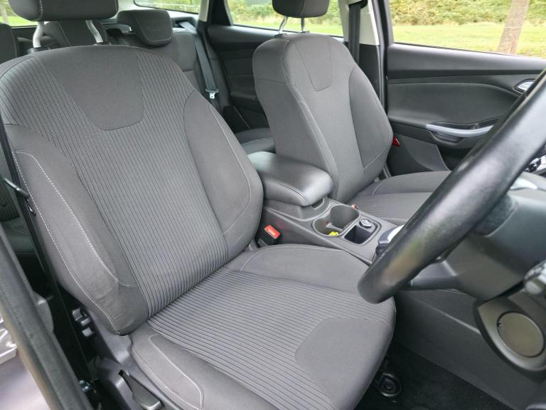 2013 Ford Focus 1.6 Titanium Powershift Euro 5 5dr ESTATE Petrol Automatic