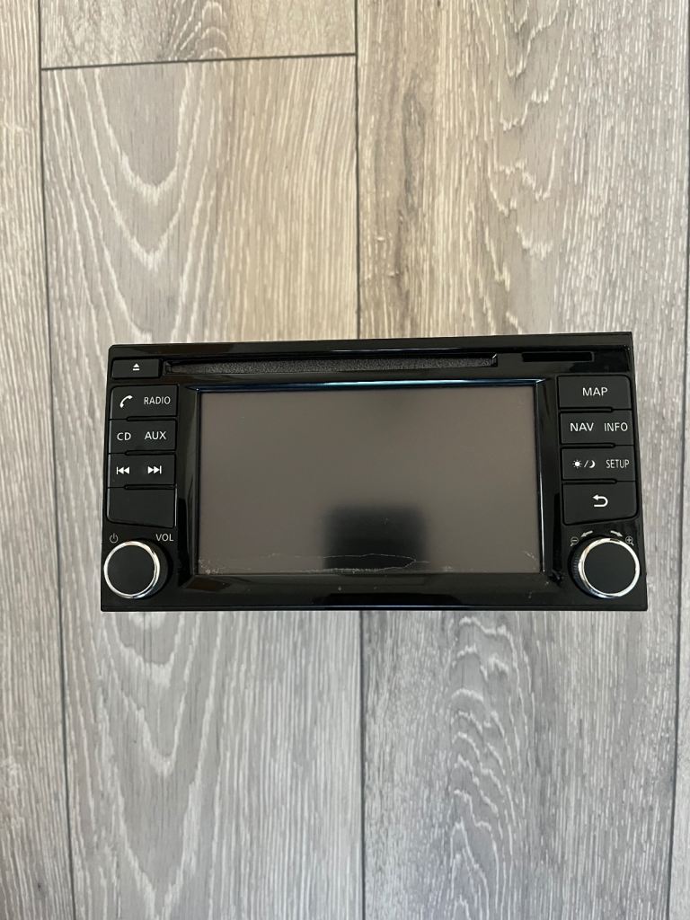 NISSAN NOTE / MICRA SAT NAV CAR RADIO STEREO CD PLAYER HEAD UNIT