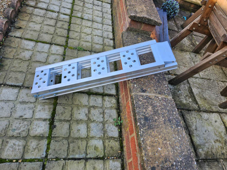 Aluminium foldable ramp.