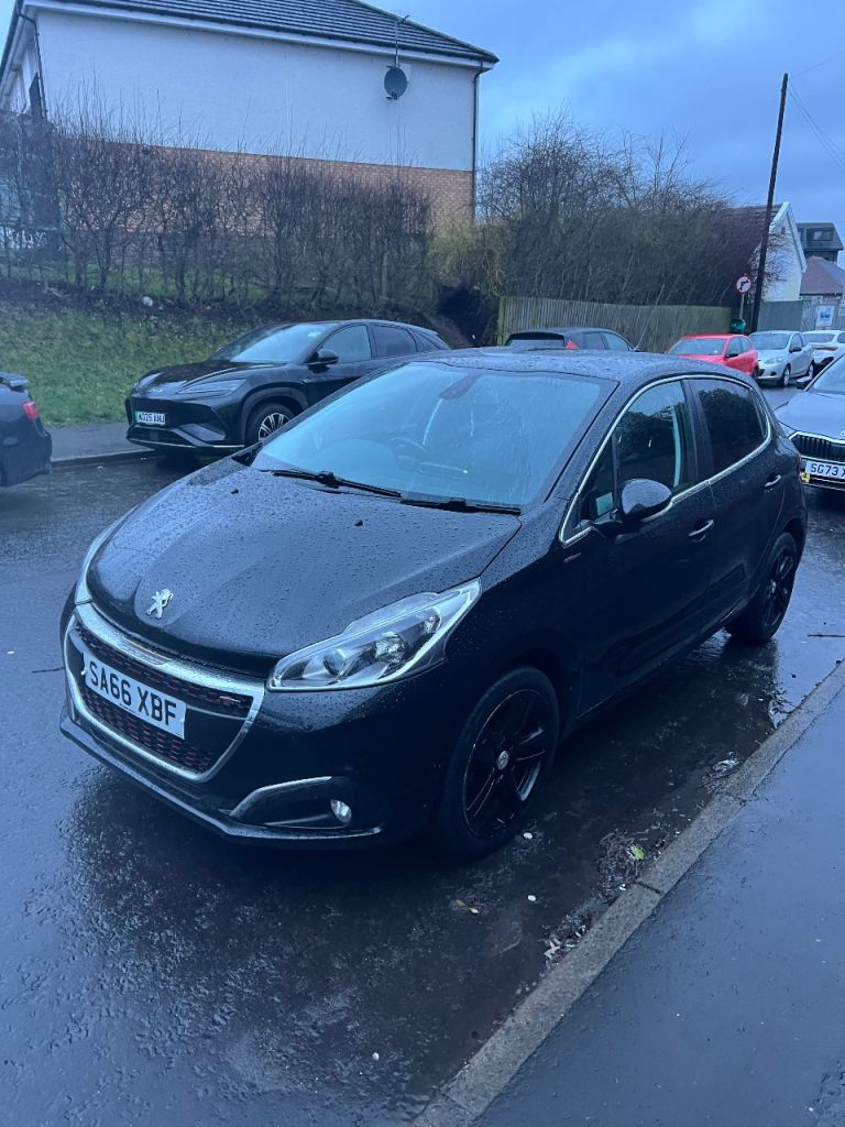 Peugeot, 208, Hatchback, 2016, Manual, 1560 (cc), 5 doors