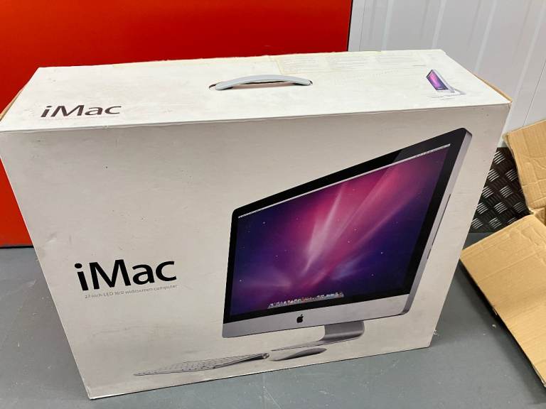 Apple iMac Desktop Computer but original box not included - for spares (FREE to collect)