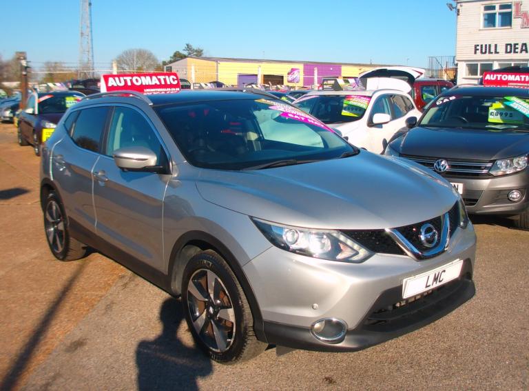 2014 Nissan Qashqai Automatic 1.2 DIG-T n-tec+ SUV 5dr Petrol XTRON (s/s)