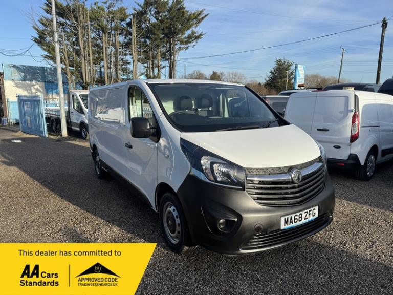 Vauxhall Vivaro L2H1 2900 CDTI VERY WELL LOOKED AFTER ** NO VAT ** 38K MILES