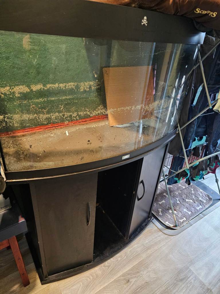 180 litre Jewel Fish Tanks x2 