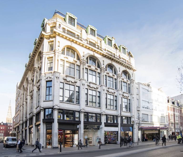 London - W1W 8HF \ Productive Team Workspace with 2 Workstations